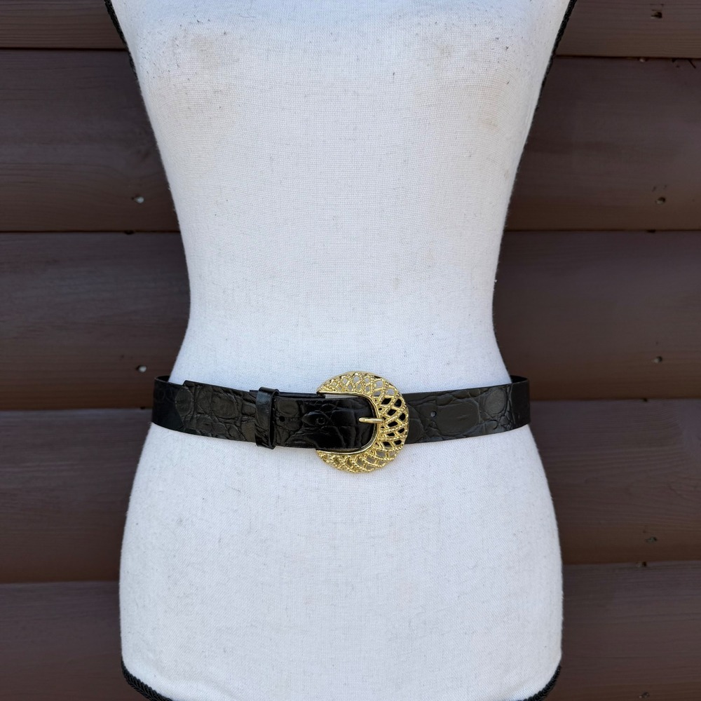 Women's Vintage Black Alligator Embossed Faux Leather Belt Gold Statement Buckle
